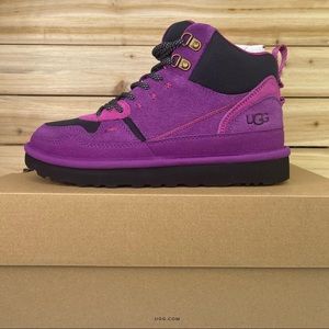 UGG Womens Highland Hi Heritage Boots Purple Pinot Berry 8 New in box